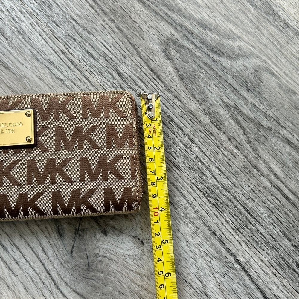 Michael Kors MK ZA Continental Wallet Sig Jacquard Beige Ebony Gold - Picture 9 of 9